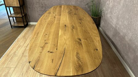 TI.301 | 300x120 cm | Eiche Oval